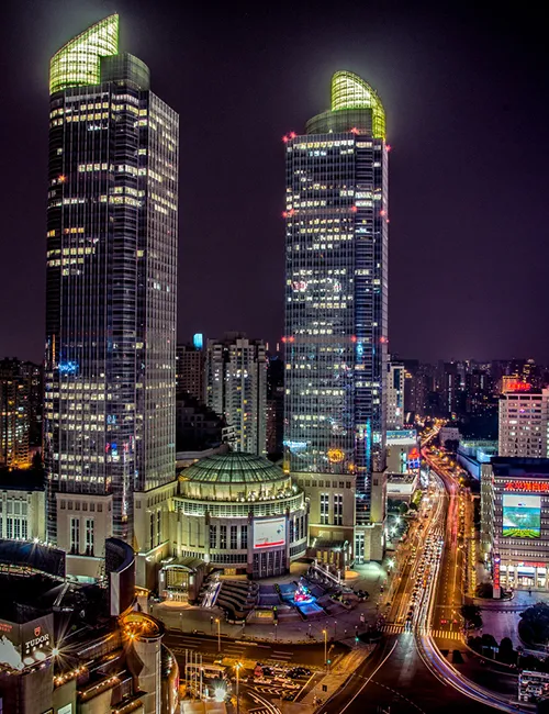 مركز شوجياهوي ، شنغهاي-370 م