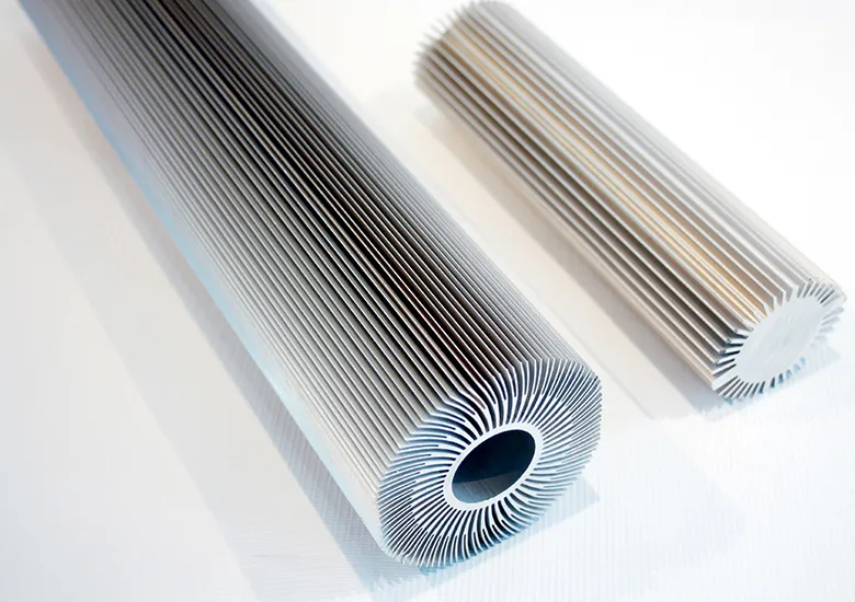 حول الملامح الصناعية