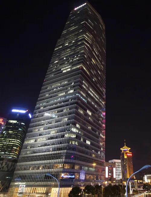 مركز شنغهاي لوجيازوي تايمز المالي